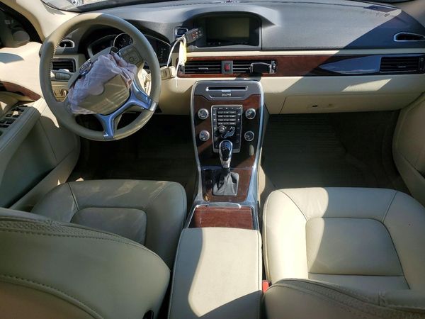 2014 VOLVO XC70