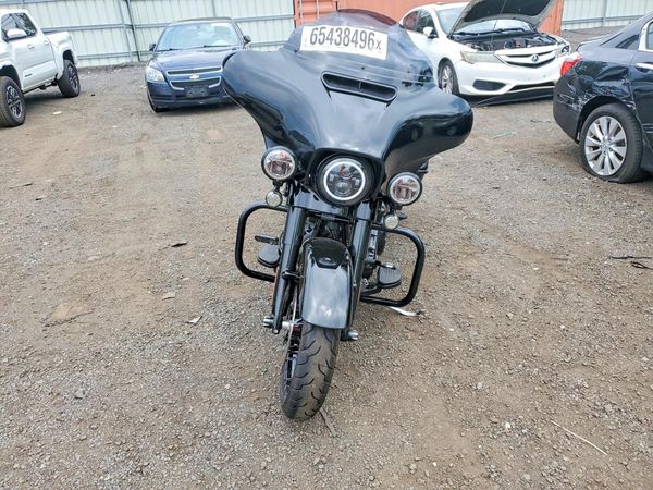 2020 HARLEY-DAVIDSON FL