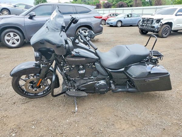 2020 HARLEY-DAVIDSON FL