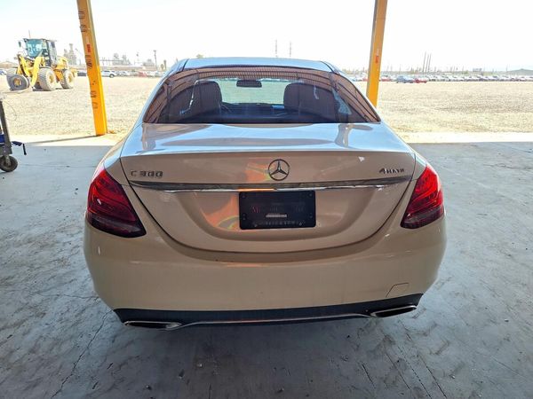 2015 MERCEDES-BENZ C
