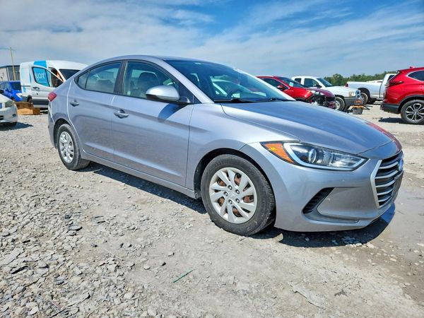 2017 HYUNDAI ELANTRA SE Base