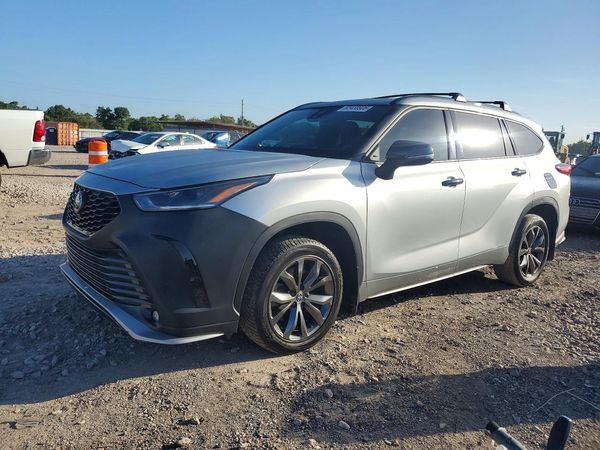 2023 TOYOTA HIGHLANDER