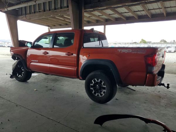 2017 TOYOTA TACOMA