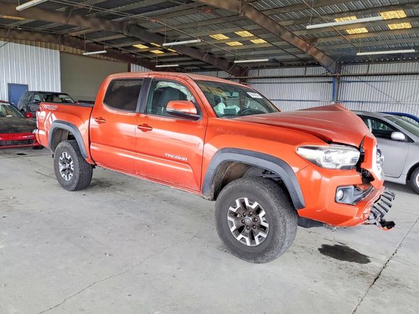 2017 TOYOTA TACOMA