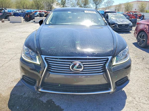 2016 LEXUS LS 460