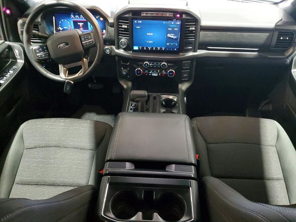 2024 FORD F150