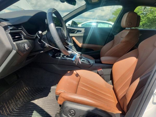 2020 AUDI A4 quattro Premium Plus