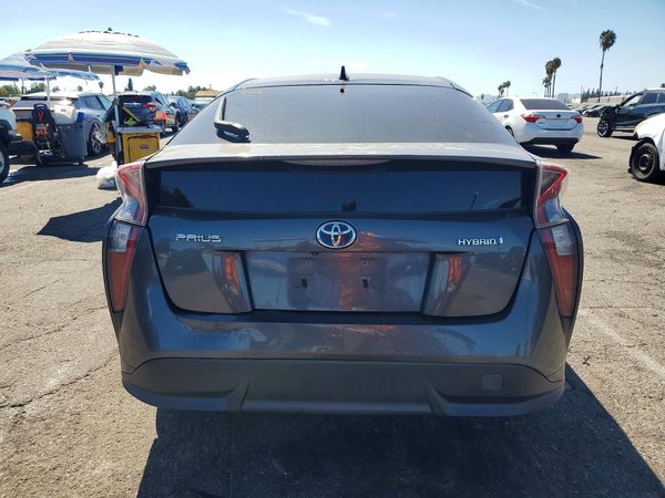 2017 TOYOTA PRIUS