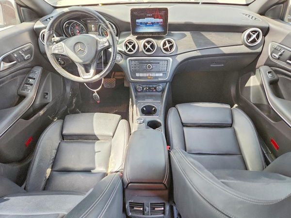 2019 MERCEDES-BENZ CLA