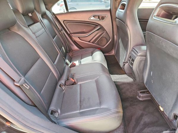 2019 MERCEDES-BENZ CLA