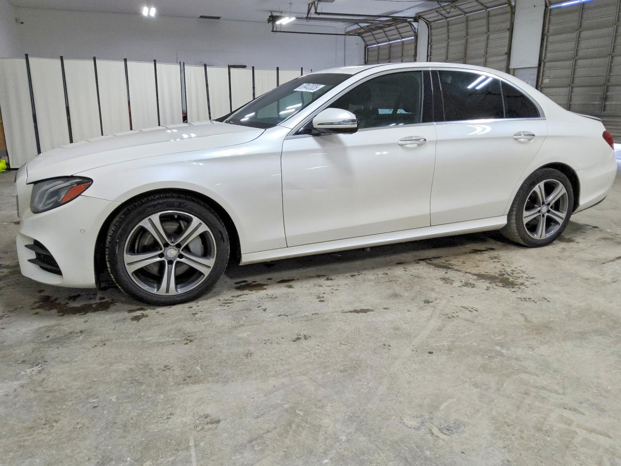 2017 MERCEDES-BENZ E E300-4M