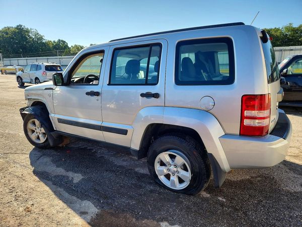 2012 JEEP LIBERTY Sport