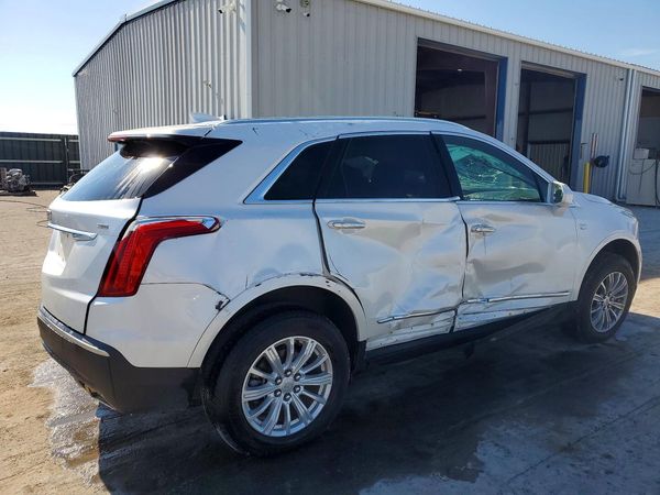2018 CADILLAC XT5