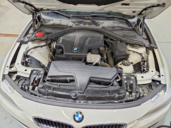 2016 BMW 320 xDrive SA