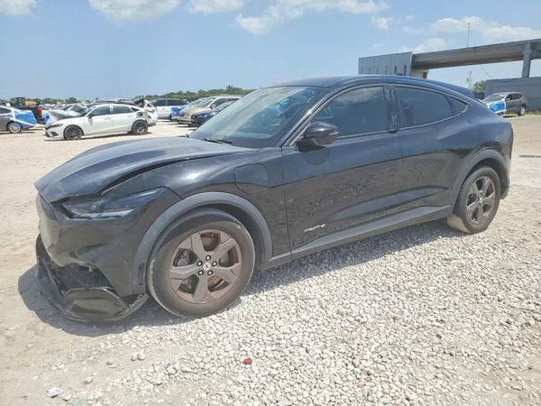 2022 FORD MUSTANG Select