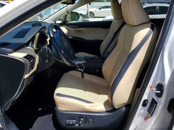 2015 LEXUS NX 200t Luxury