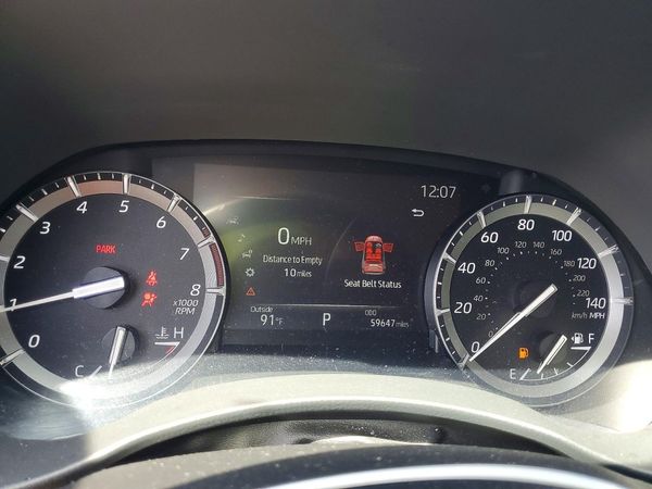 2021 TOYOTA HIGHLANDER XLE Nav