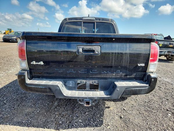 2016 TOYOTA TACOMA Limited