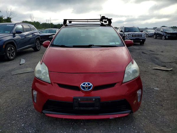 2015 TOYOTA PRIUS