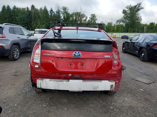2015 TOYOTA PRIUS