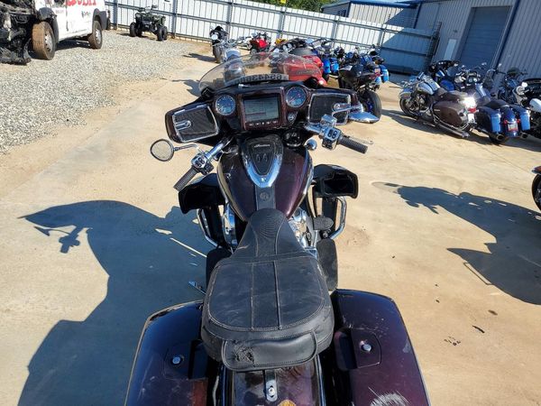2022 INDIAN MOTORCYCLE CO. MOTORCYCLE Premium