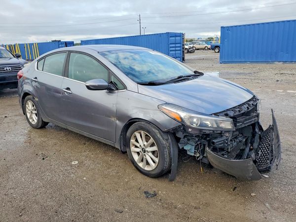 2017 KIA FORTE