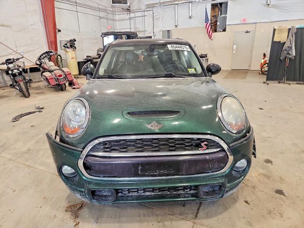 2016 MINI COOPER