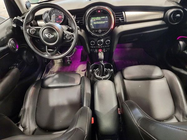 2016 MINI COOPER