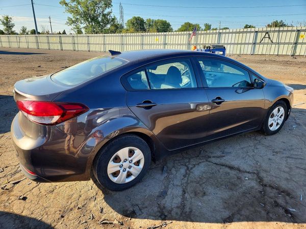 2018 KIA FORTE LX Pop,S,EX