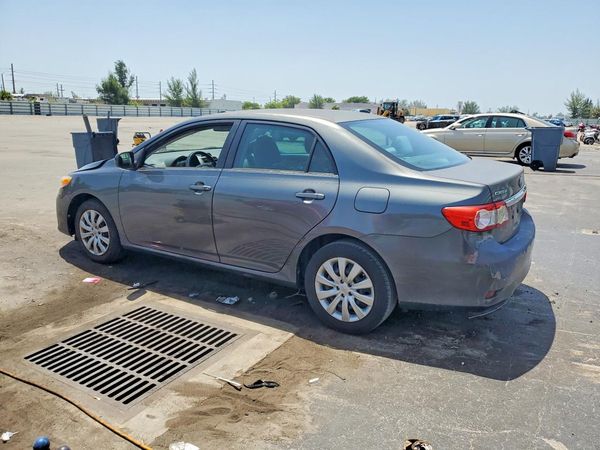 2013 TOYOTA COROLLA