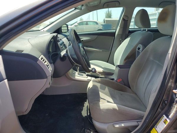 2013 TOYOTA COROLLA
