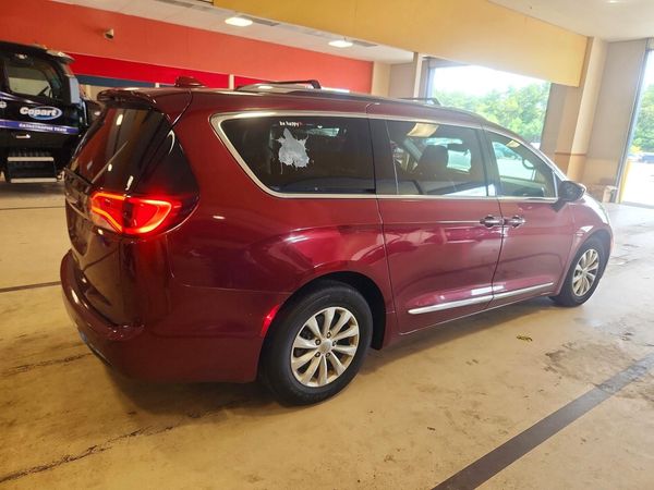 2019 CHRYSLER PACIFICA