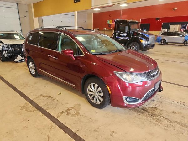 2019 CHRYSLER PACIFICA