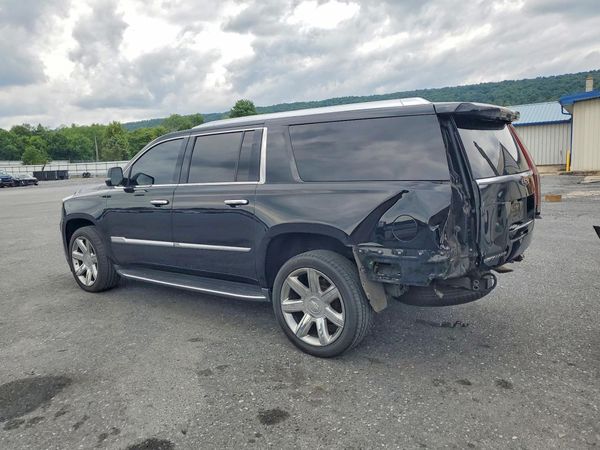 2018 CADILLAC ESCALADE