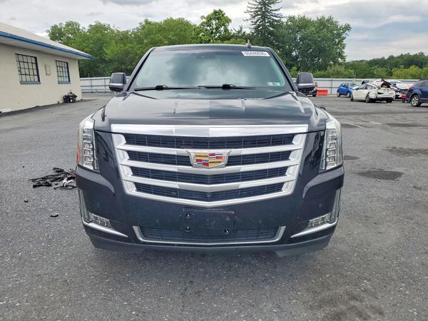 2018 CADILLAC ESCALADE