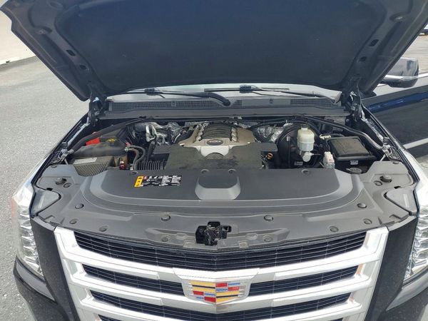 2018 CADILLAC ESCALADE