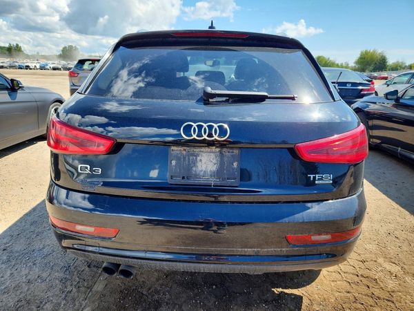 2015 AUDI Q3 quattro Prestige