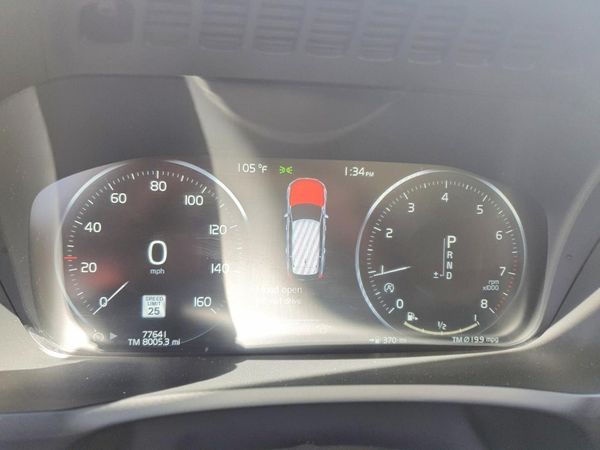2016 VOLVO XC90 SV42 Momentum