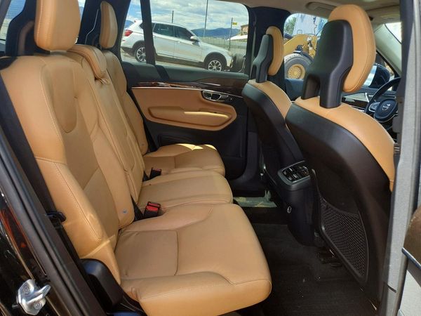 2016 VOLVO XC90 SV42 Momentum