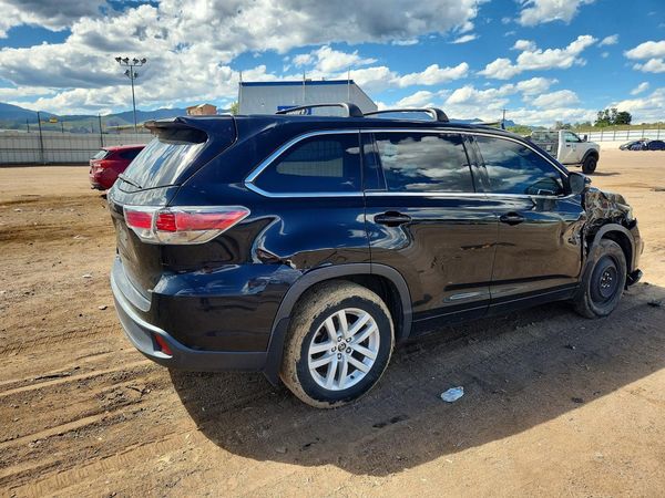 2016 TOYOTA HIGHLANDER