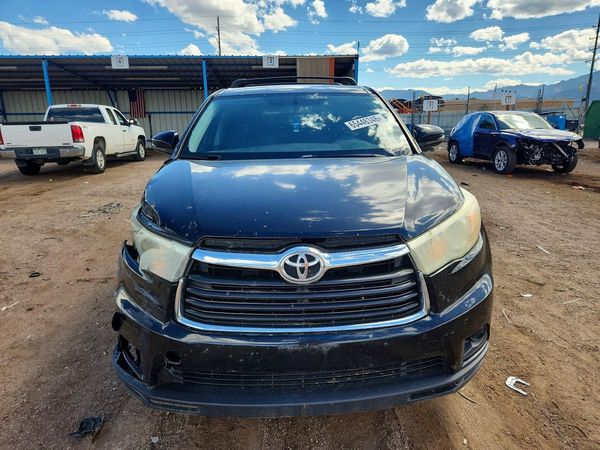2016 TOYOTA HIGHLANDER