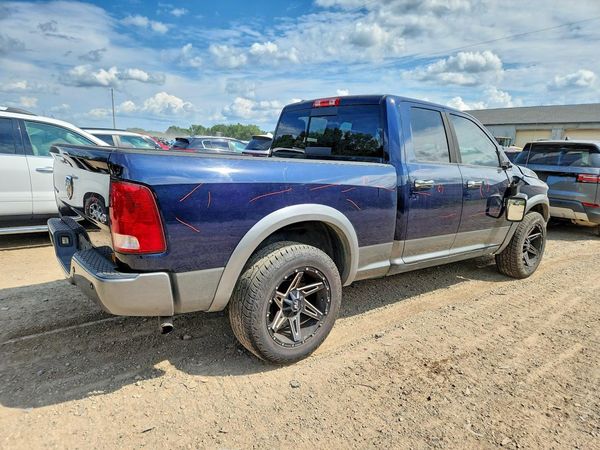 2013 RAM 1500 SLT