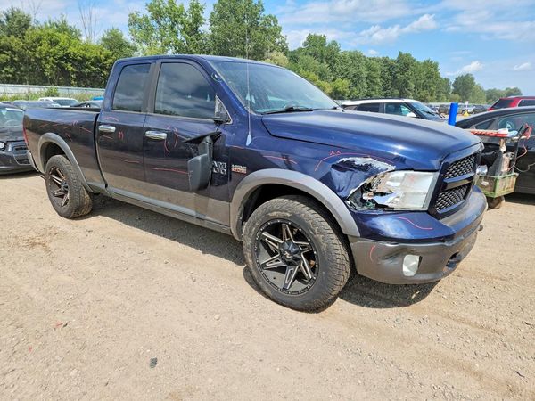 2013 RAM 1500 SLT
