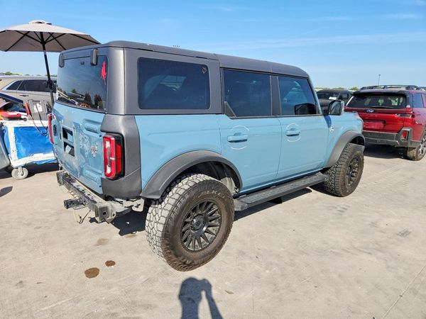 2022 FORD BRONCO