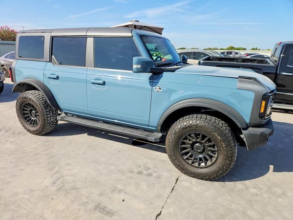 2022 FORD BRONCO