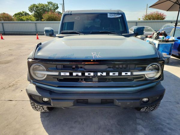 2022 FORD BRONCO