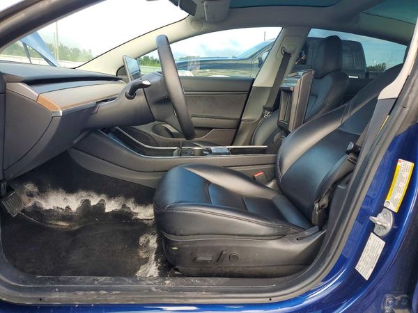 2019 TESLA MODEL 3