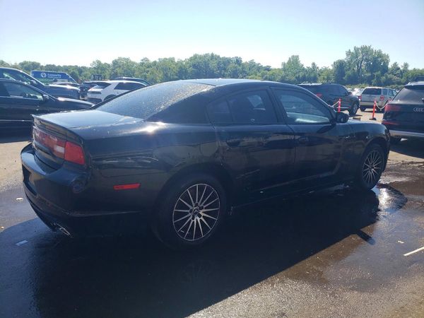 2013 DODGE CHARGER