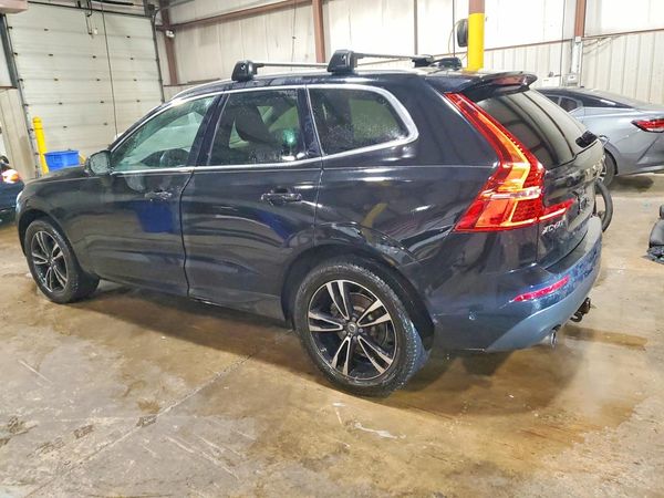 2019 VOLVO XC60 Momentum