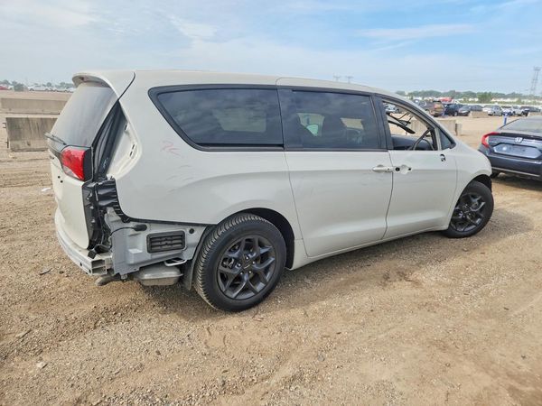 2019 CHRYSLER PACIFICA